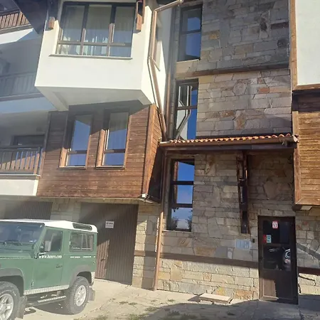 Melania In Complex Royal Towers Bansko