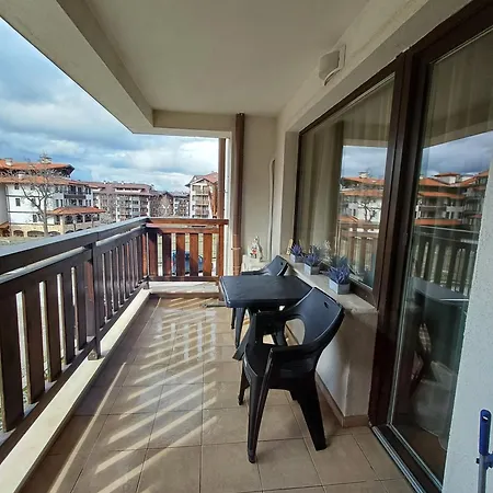 شقة Melania In Complex Royal Towers *